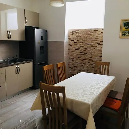 Kate, 3 - Bedroom Lägenhet