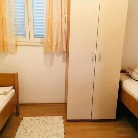 Kate, 3 - Bedroom Lägenhet