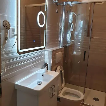 Kate, 3 - Bedroom Apartment